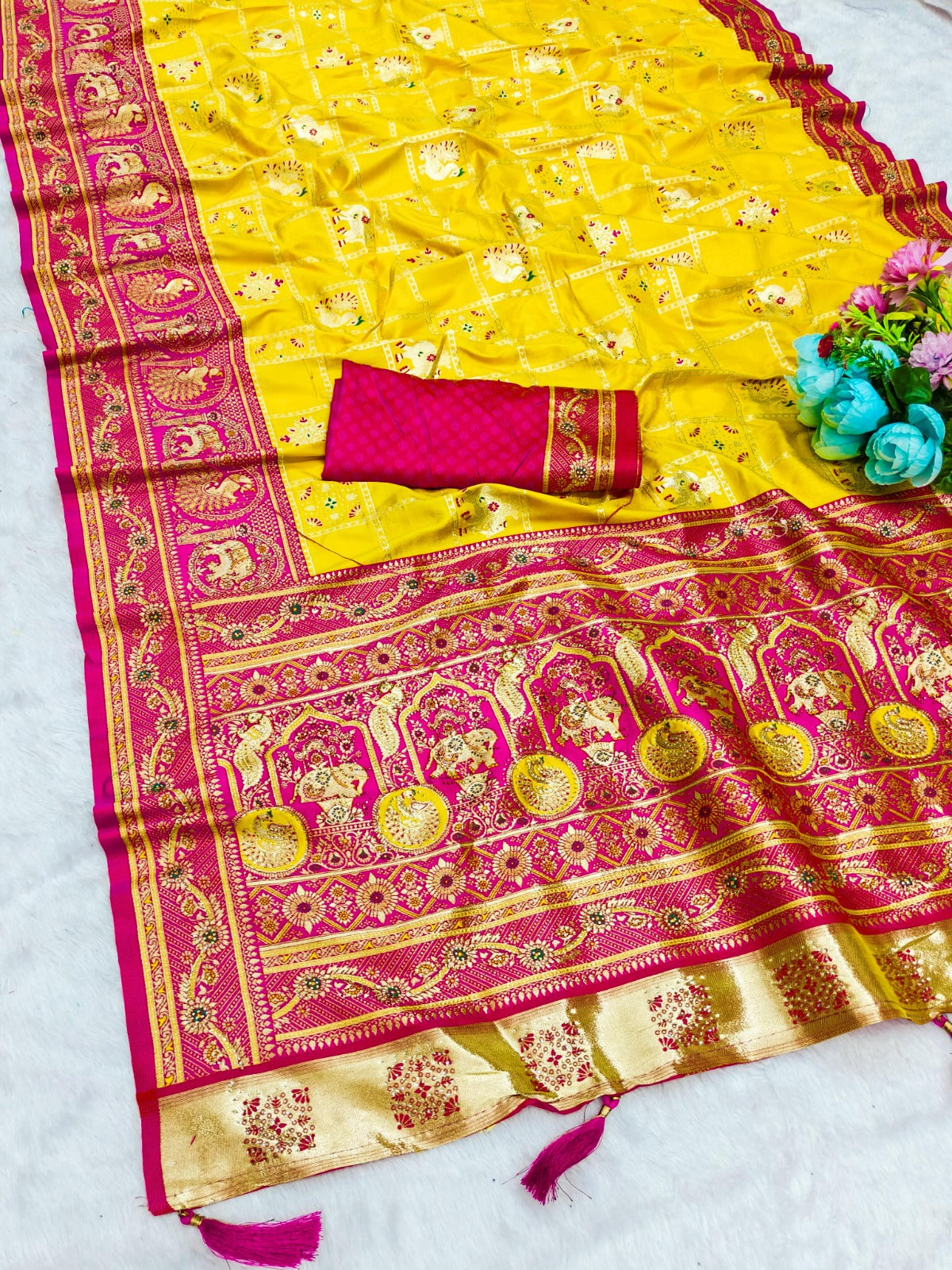 BS-GHATCHOLA PURE SOFT SILK SAREE WITH BEAUTIFUL GHARCHOLA DESIGN WITH CONTRAST BORDER WITH HEAVY JARKAN WORK