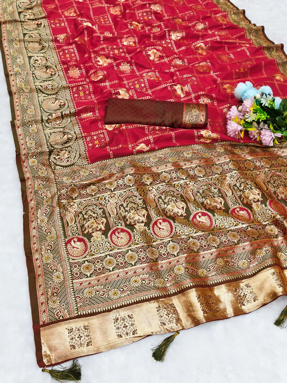 BS-GHATCHOLA PURE SOFT SILK SAREE WITH BEAUTIFUL GHARCHOLA DESIGN WITH CONTRAST BORDER WITH HEAVY JARKAN WORK