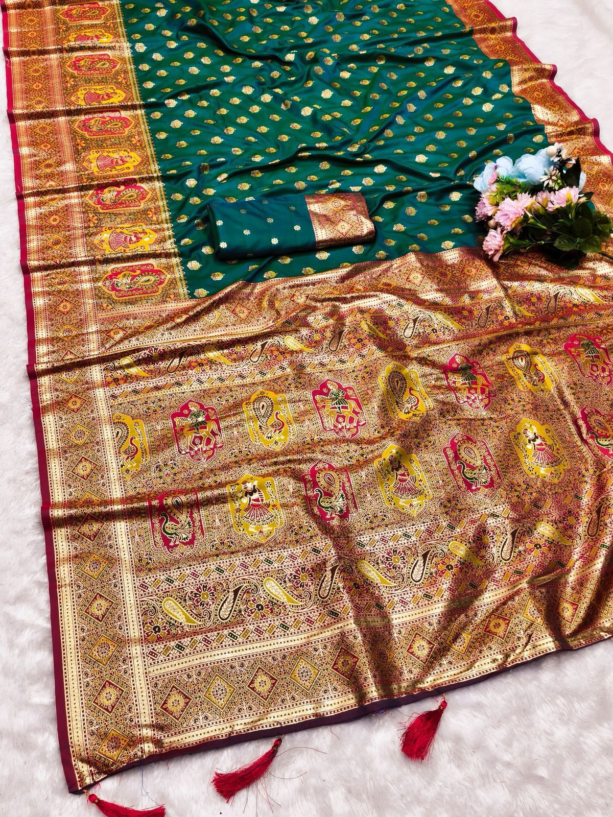 AJ-VICTORIA SOFT 50/600 SILK SAREE WITH POSITION STYLE WEAVING WITH HEAVY DESIGN WITH CONTRAST BODY PALLU AND BLOUSE