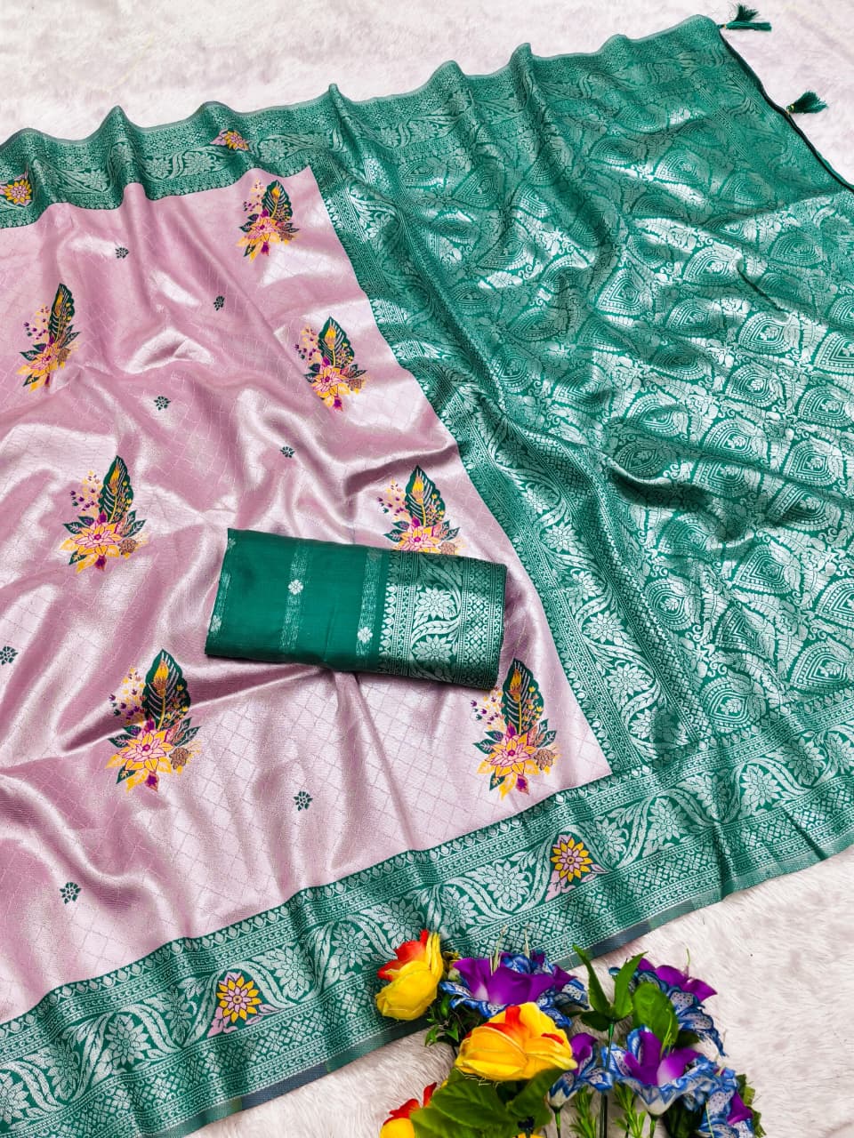 AJ-MAGNUS SOFT SILK SAREE WITH UNIQUE BUTTA MULTI THREAD DIGITAL TYPE WEAVING DESIGN IN BODY AND CONTRAST WITH SILVER JAREE AND BUTTI BLOUSE