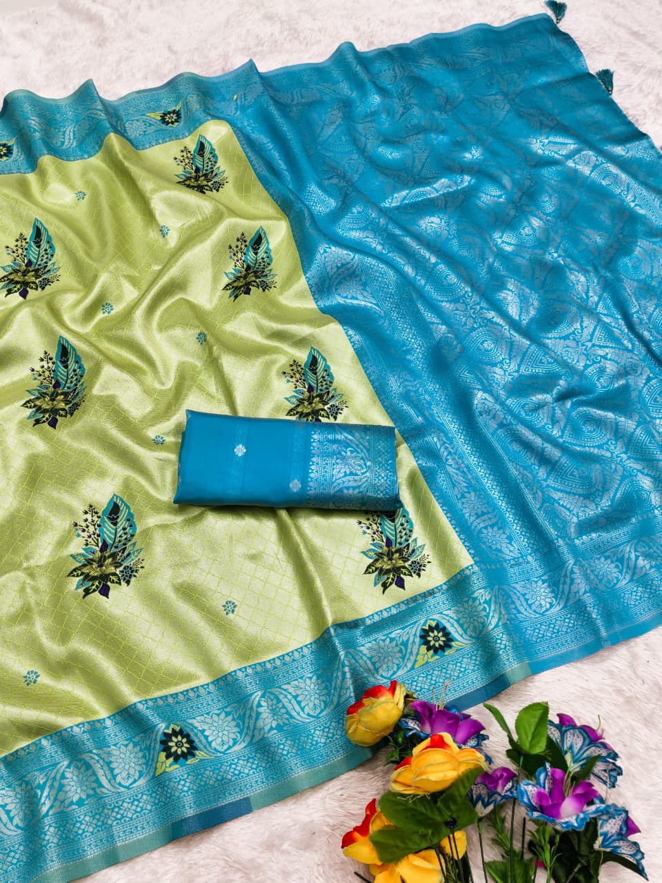 AJ-MAGNUS SOFT SILK SAREE WITH UNIQUE BUTTA MULTI THREAD DIGITAL TYPE WEAVING DESIGN IN BODY AND CONTRAST WITH SILVER JAREE AND BUTTI BLOUSE