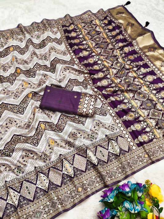 AJ-MUSIC KOTA SILK SAREE WITH WHITE COMMON COLOR WITH CONTRAST BORDER AND PALLU WITH BEAUTIFUL BANDANI DESIGN ON BODY WITH LAGNI PATTA ON PALLU