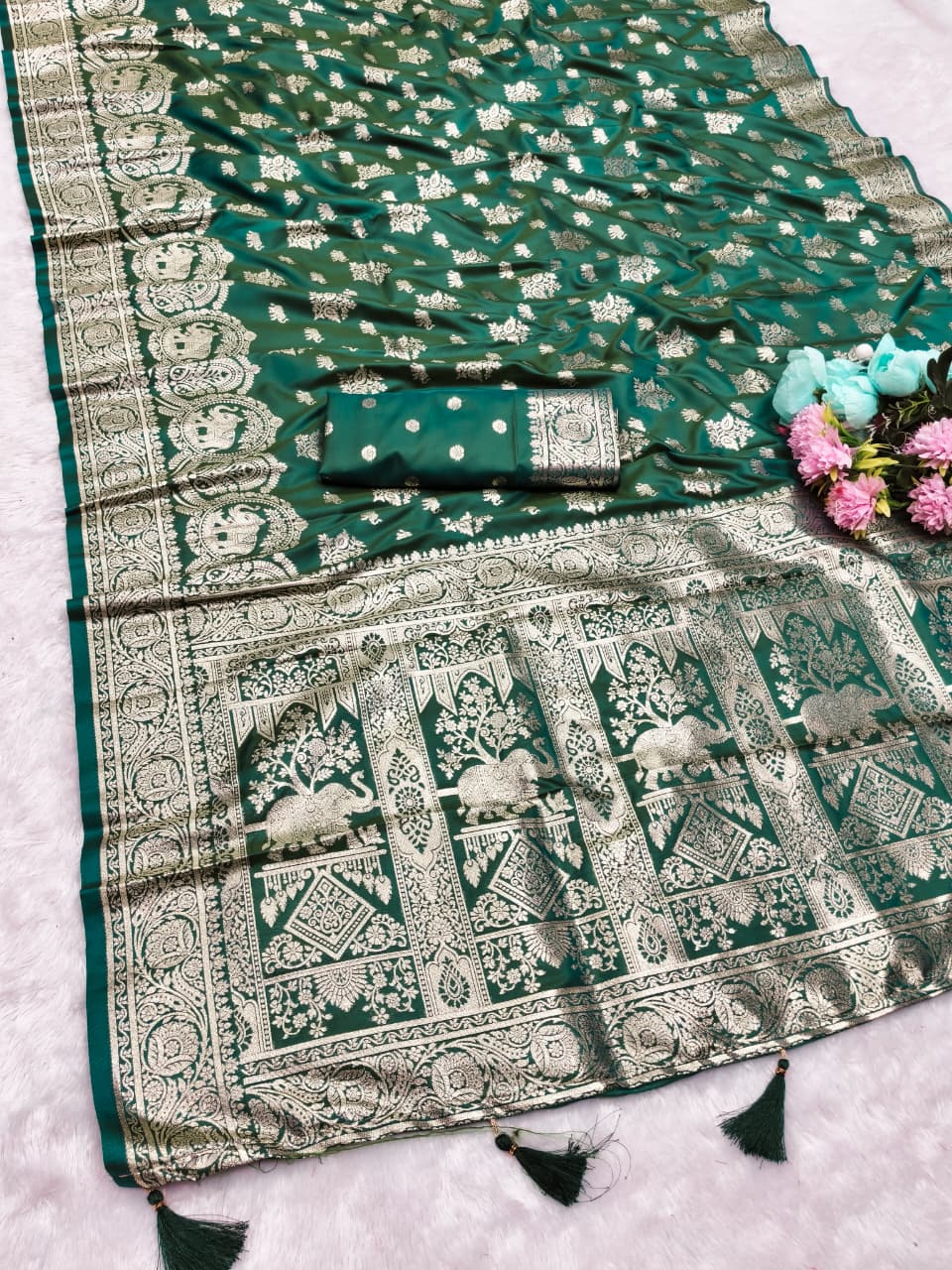AJ-HASTINAPUR SOFT SILK 50/600 WITH HEAVY PALLU AND WITH BEAUTIFUL WITH PATLI