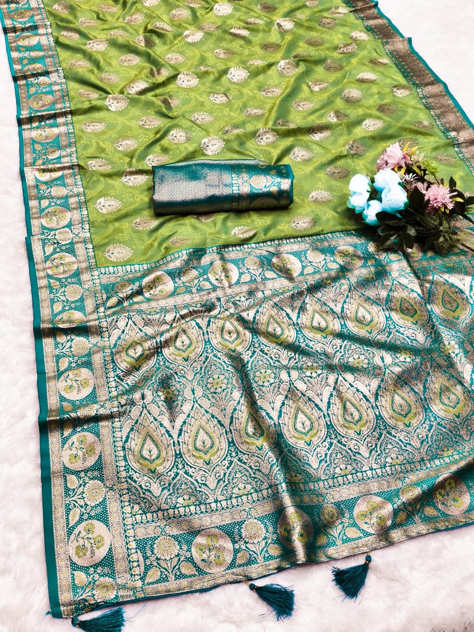 AJ-QUEENEE SOFT 50/600 SILK SAREE WITH WEAVING WITH HEAVY DESIGN WITH CONTRAST BODY PALLU AND BLOUSE