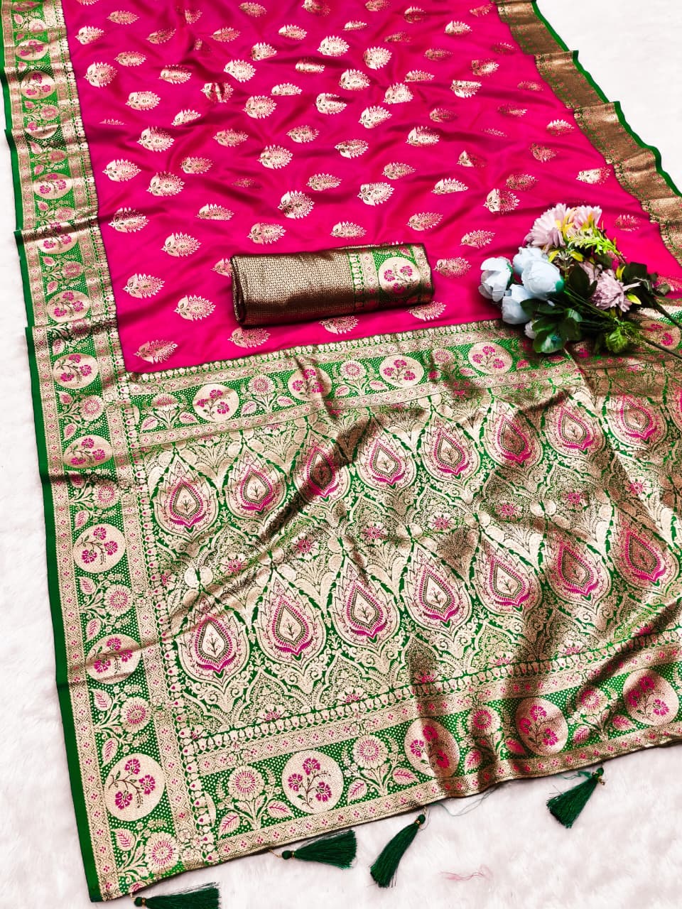 AJ-QUEENEE SOFT 50/600 SILK SAREE WITH WEAVING WITH HEAVY DESIGN WITH CONTRAST BODY PALLU AND BLOUSE