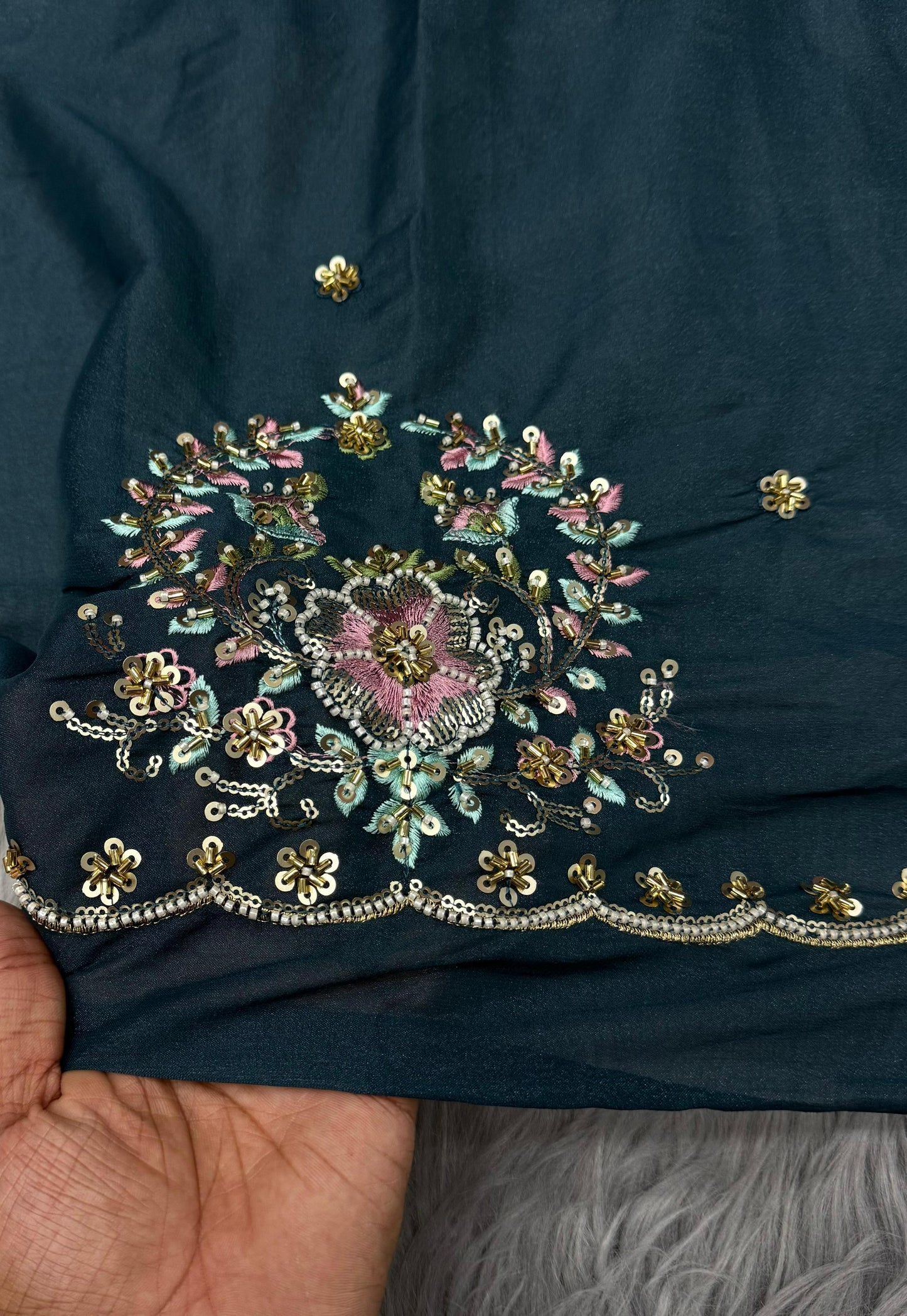 NN-2076 Star georgett fabric with c-pallu work with siroski work on it with Star Georgett fabric with contrast orignal handwork blouse