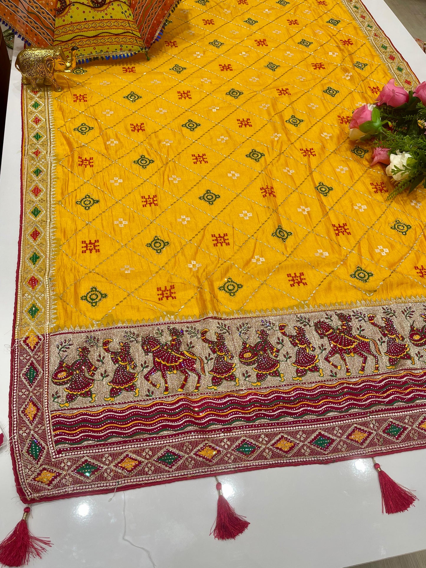 BS-CHANDA RANI VICHITRA SAREE WITH AWESOME BARAT DESIGN ON PALLU WITH GHATCHOLA PATTERN ON BODY WITH MULTI MEENA DESIGN WITH CONTRAST FIRMA BLOUSE