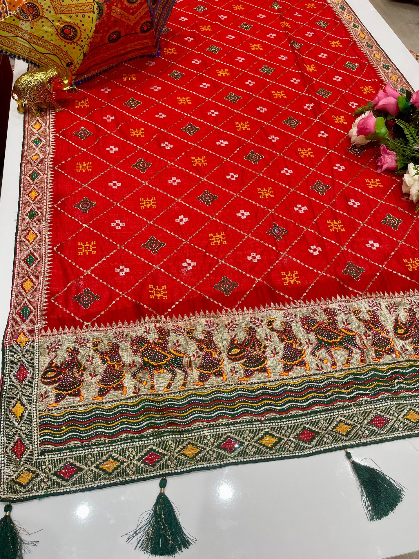 BS-CHANDA RANI VICHITRA SAREE WITH AWESOME BARAT DESIGN ON PALLU WITH GHATCHOLA PATTERN ON BODY WITH MULTI MEENA DESIGN WITH CONTRAST FIRMA BLOUSE