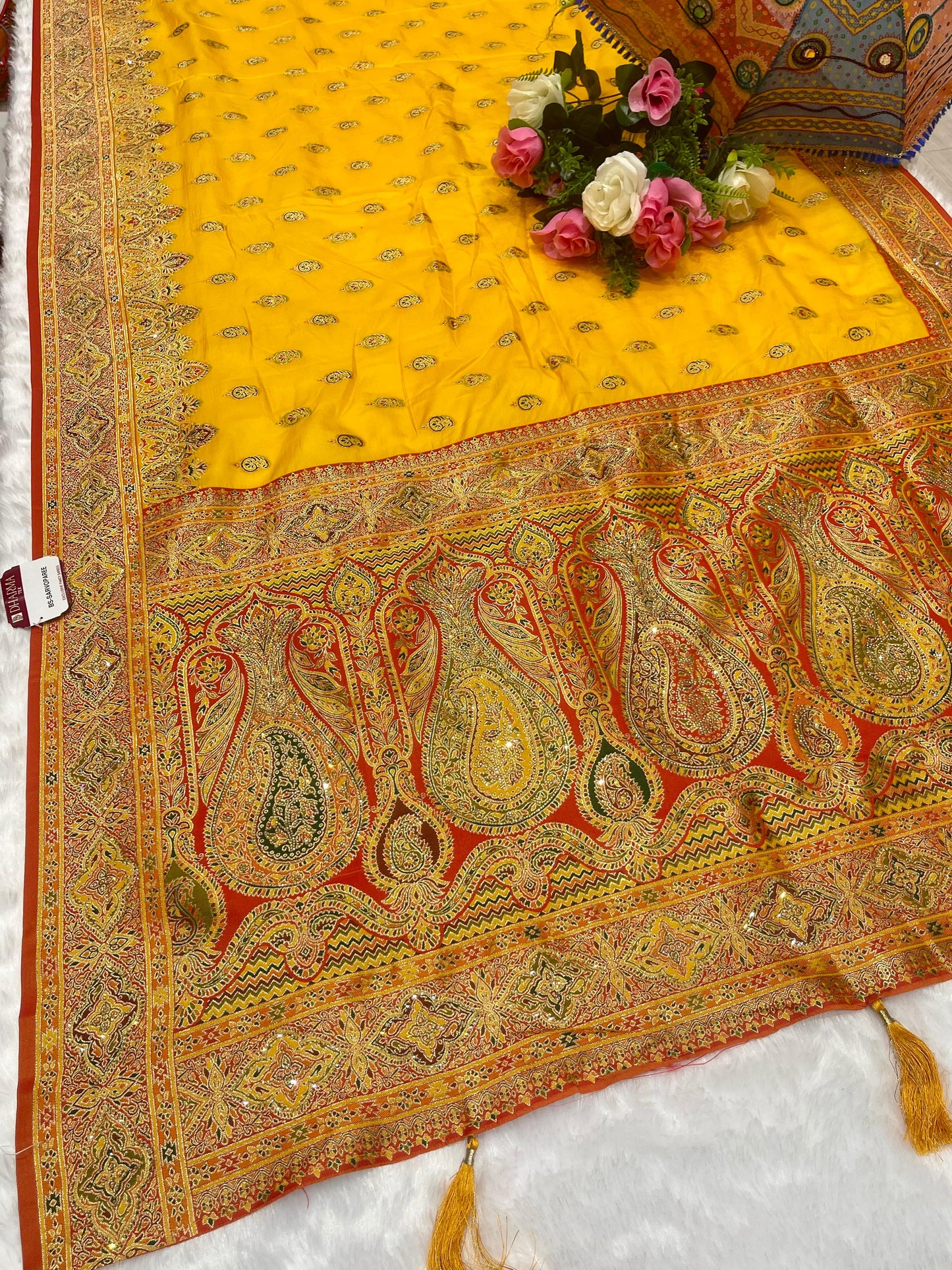 BS-SARVOPAREE UROPIAN DOLA SILK SAREE WITH HEAVY MULTI MEENA DESIGN WITH HEAVY RICH PALLU WITH BEAUTIFUL DAMAN WORK WITH CONTRAST BORDER AND BLOUSE AND HEAVY JARKAN