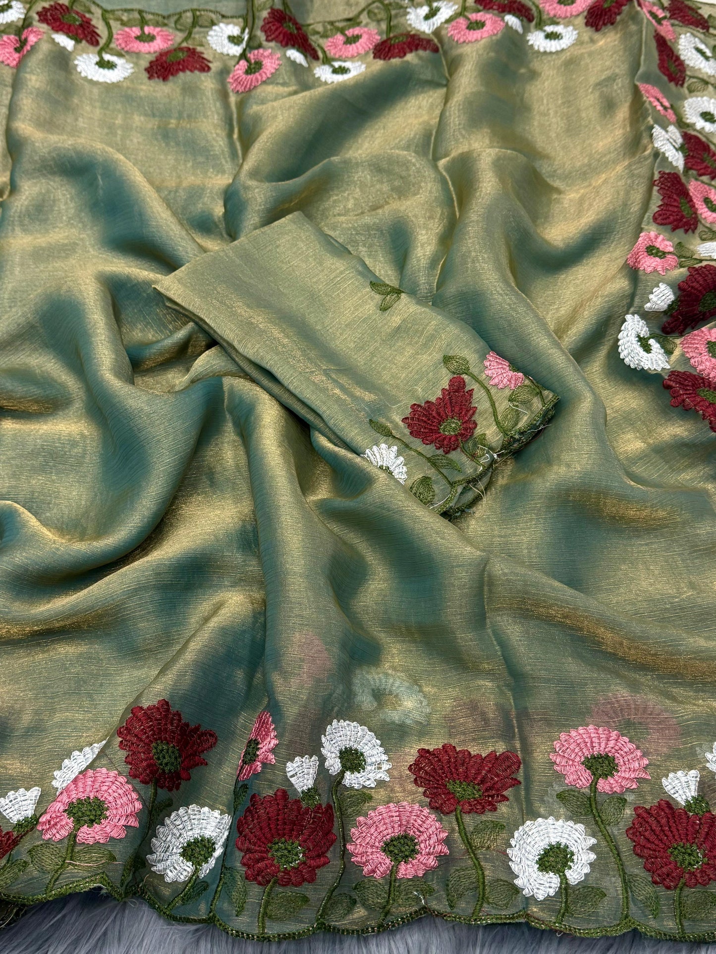 NN-2084 Space silk fabric with C-pallu 5 niddle embroidary work with Rangoli blooming fabric with embroidary work