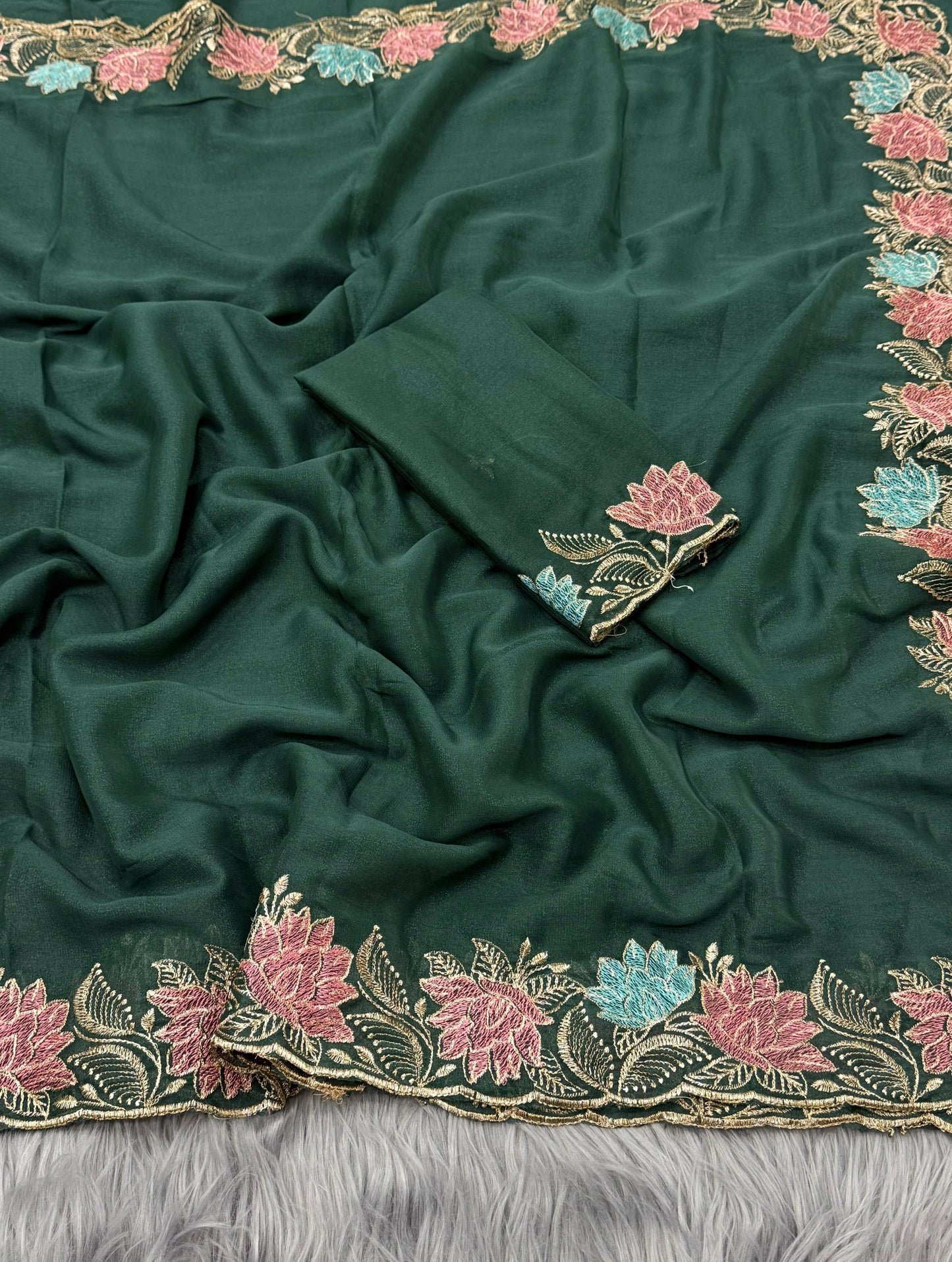 NN-2085 Star georgette fabric with beautiful embroidary c-pallu work with star georgett fabric with contrast embroidary work