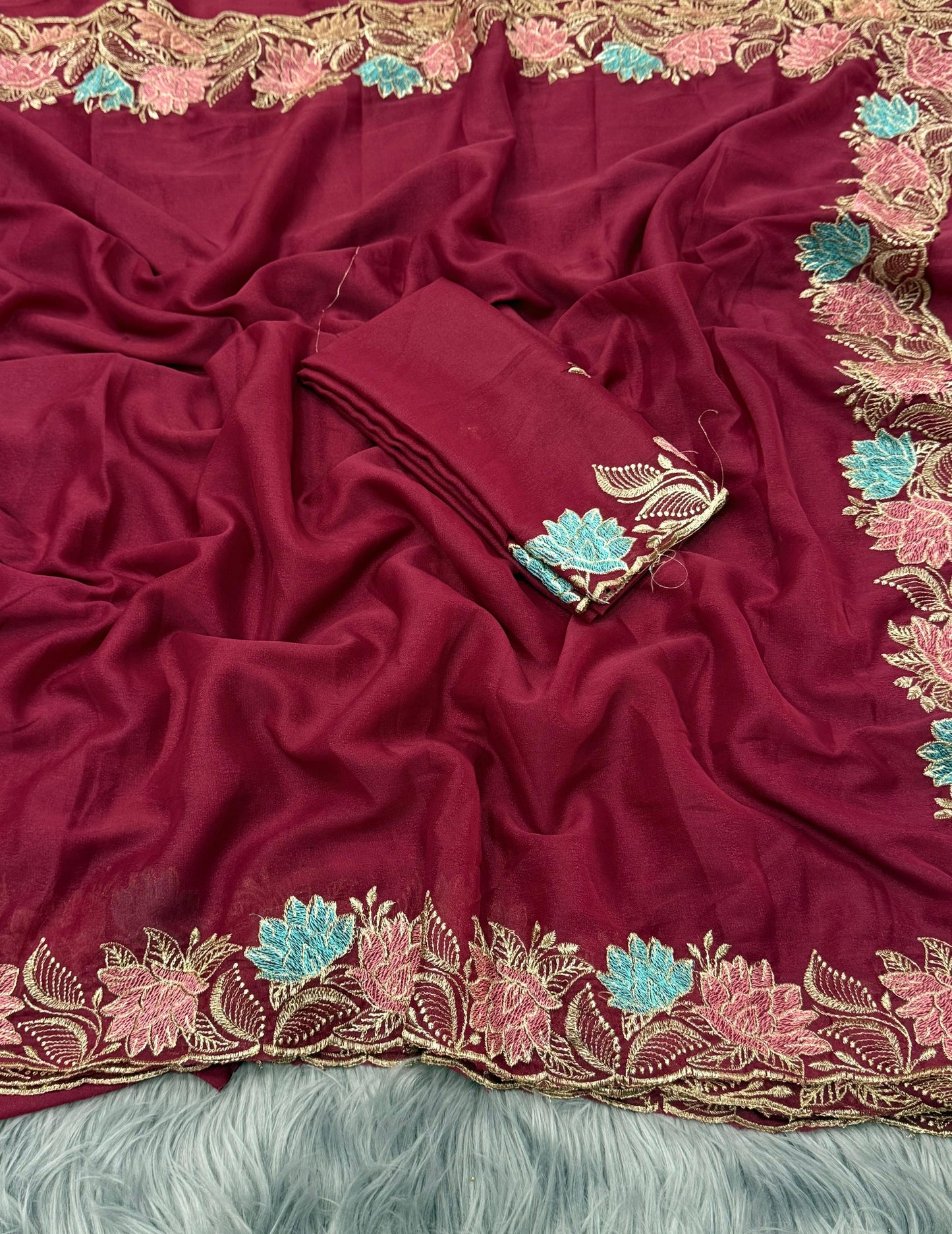 NN-2085 Star georgette fabric with beautiful embroidary c-pallu work with star georgett fabric with contrast embroidary work