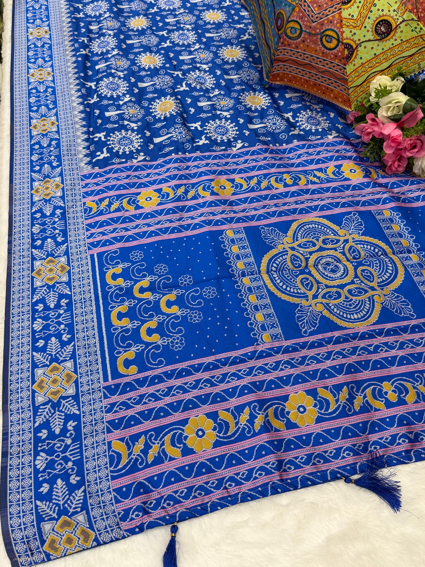 AJ-FLASH SOFT SILK SAREE WITH RICH PALLU WITH BEAUTIFUL UNIQUE DEDIGN WITH MEENAKARI WORK