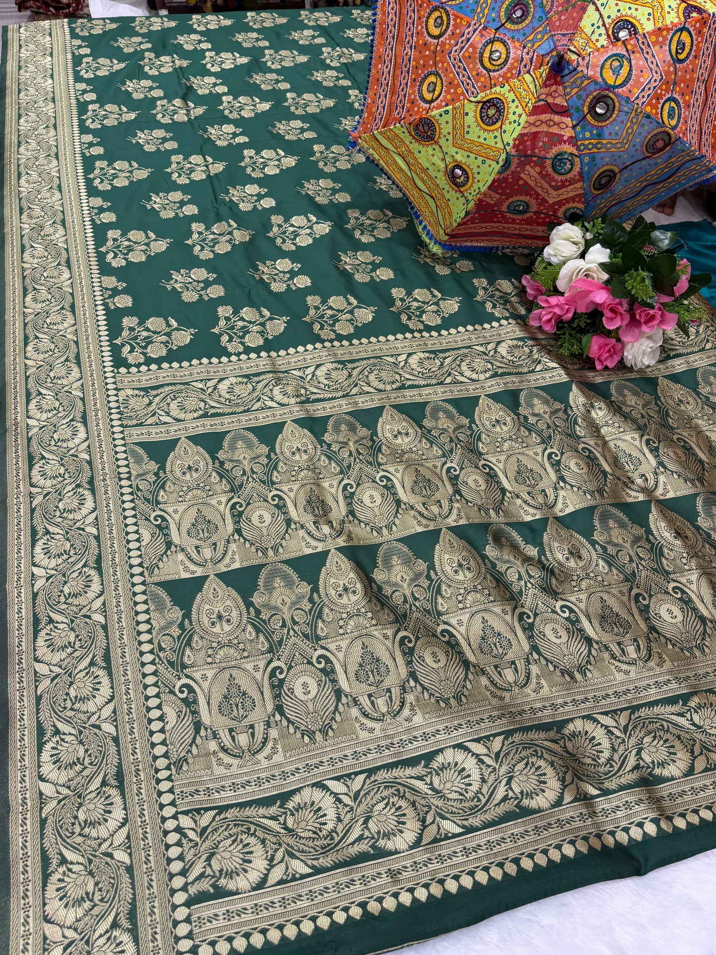 AJ-GAURAV CHAMPION SILK SAREE WITH BEAUTIFUL DESIGN WITH RICH PALLU AND BUTTA DESIGN