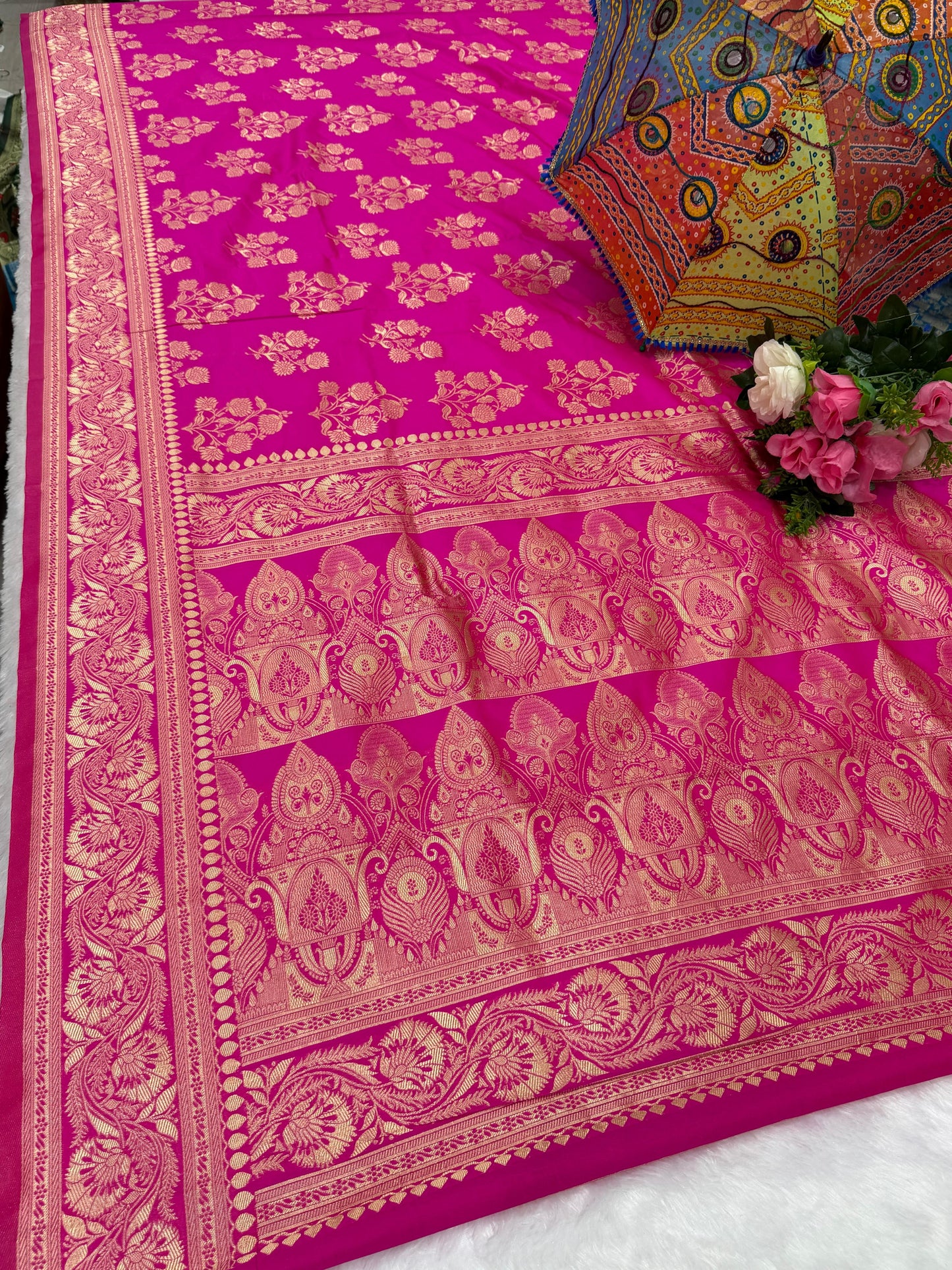 AJ-GAURAV CHAMPION SILK SAREE WITH BEAUTIFUL DESIGN WITH RICH PALLU AND BUTTA DESIGN