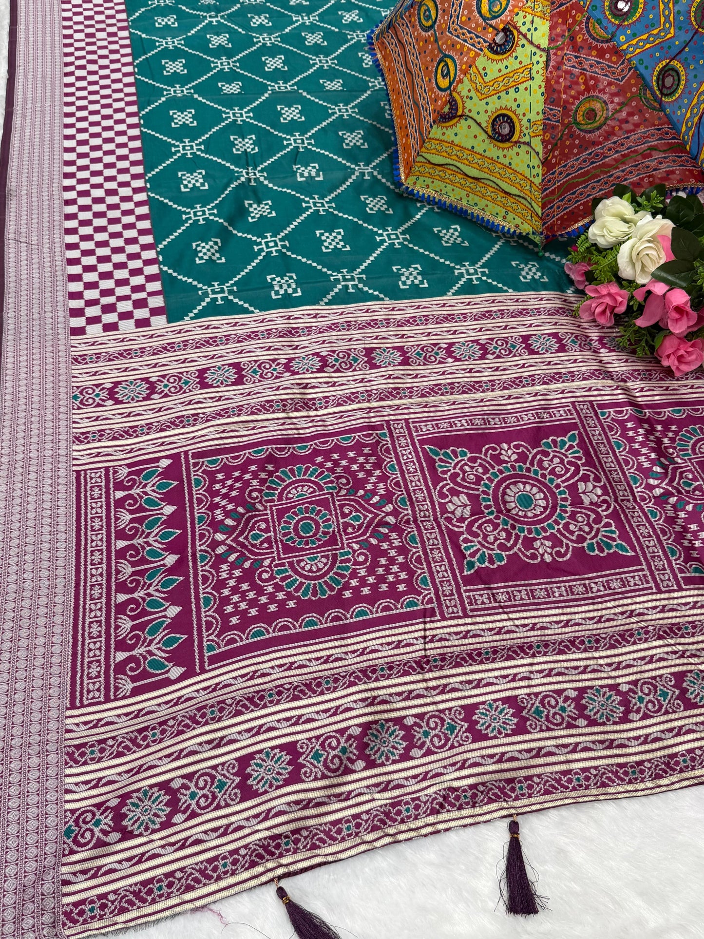AJ-CELLO BANDHANI WEAVING DESIGN  WITH RICH PALLU WITH TASSELS