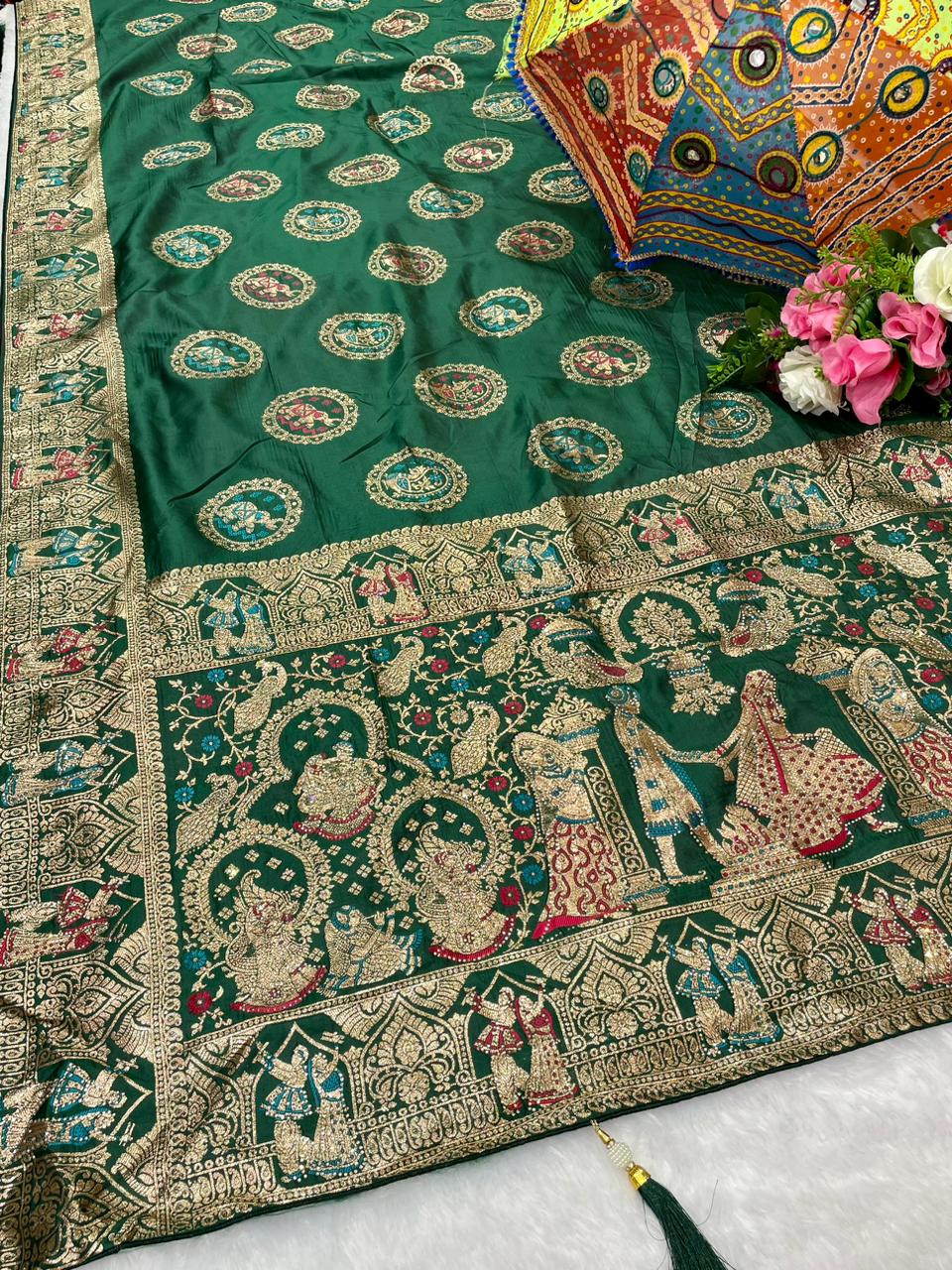AJ-VIVAH SOFT SILK SAREE WITH BARAT PRINT WITH SIROSKE WORK AND GAJRAJ DESIGN ON BAHU AND BEAUTIFUL DAAMAN DESIGN