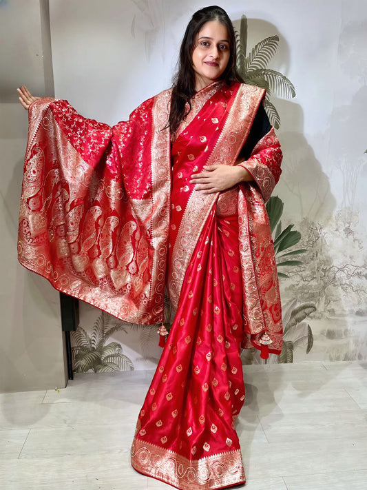AJ-SOFIYANA-DUPTTA SATIN SILK BRIDAL SAREE WITH RED AND ONLY RANI COLOUR WITH FULL HEAVY JARKAN WORK WITH HEAVY PIPING AND LUXURY TASSELS WITH DUPPATA WITH JARKAN WORK AND MOST TRENDING BRIDAL SAREE