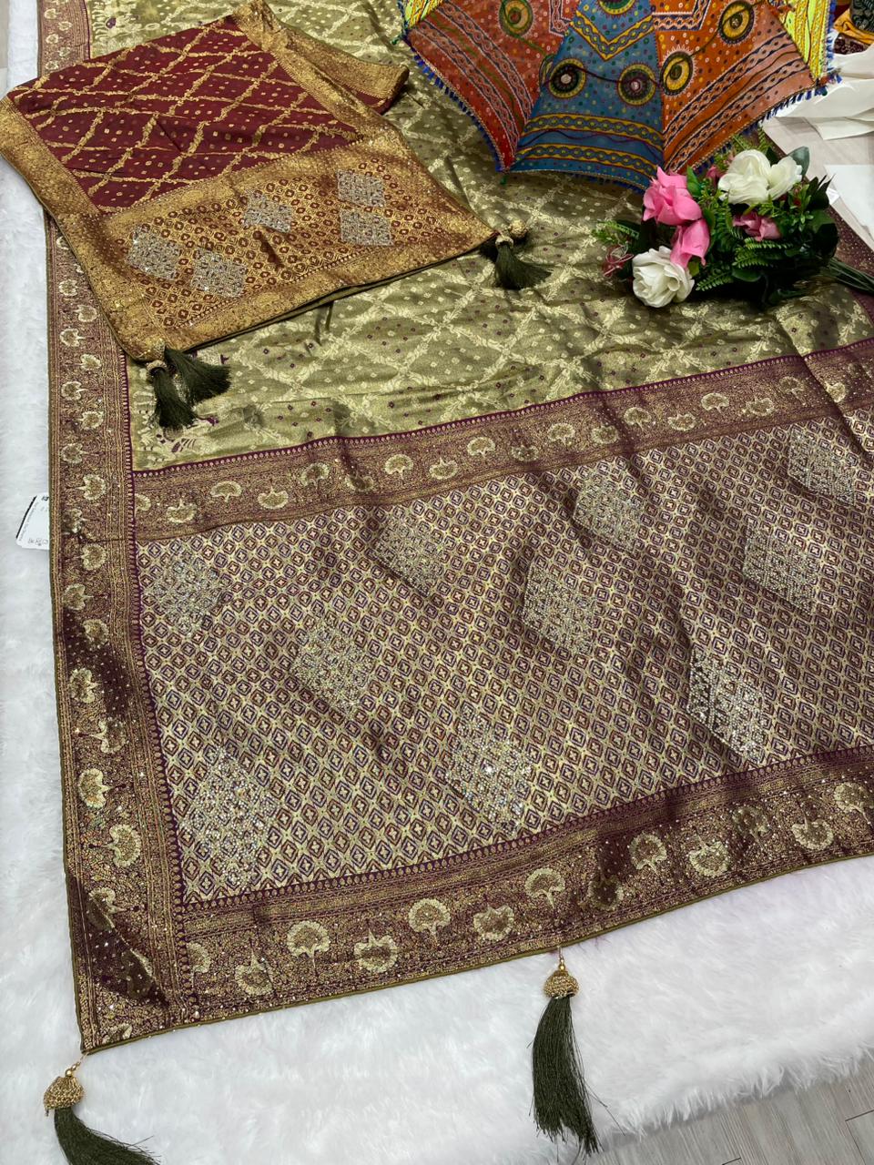 AJ-AAKRUTI-DUPTTA KANJIVARAM SILK  SAREE WITH GHATCHOLA DESIGN WITH BARAT DESIGN AND  HEAVY JARKAN WORK WITH HEAVY PIPING AND LUXURY TASSELS WITH DUPPATA WITH JARKAN WORK AND MOST TRENDING SAREE