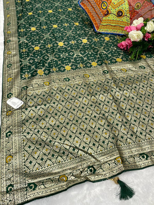 AJ-ICE CUBE DOLA SILK SAREE WITH TRENDING DESIGN WITH LITTLE BANDANI INSERTS WITH RICH PALLU AND HEAVY TASSELS