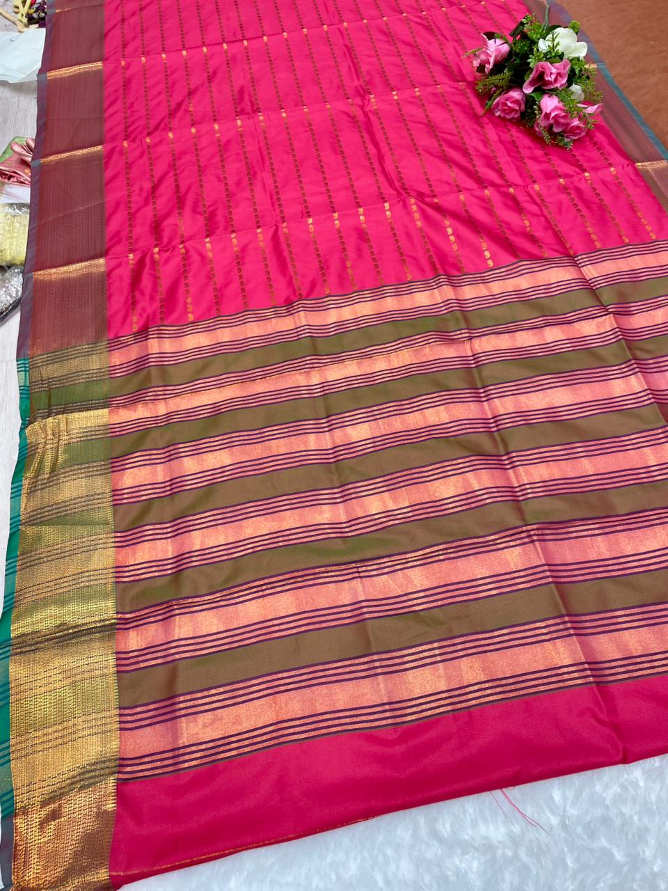 AJ-ROSE GOLD-A SOFT SILK SAREE WITH COPPER JAREE WITH RICH PALLU DEISGN WITH CONTINUE WEAVING DESIGN WITH CONTRAST BLOUSE