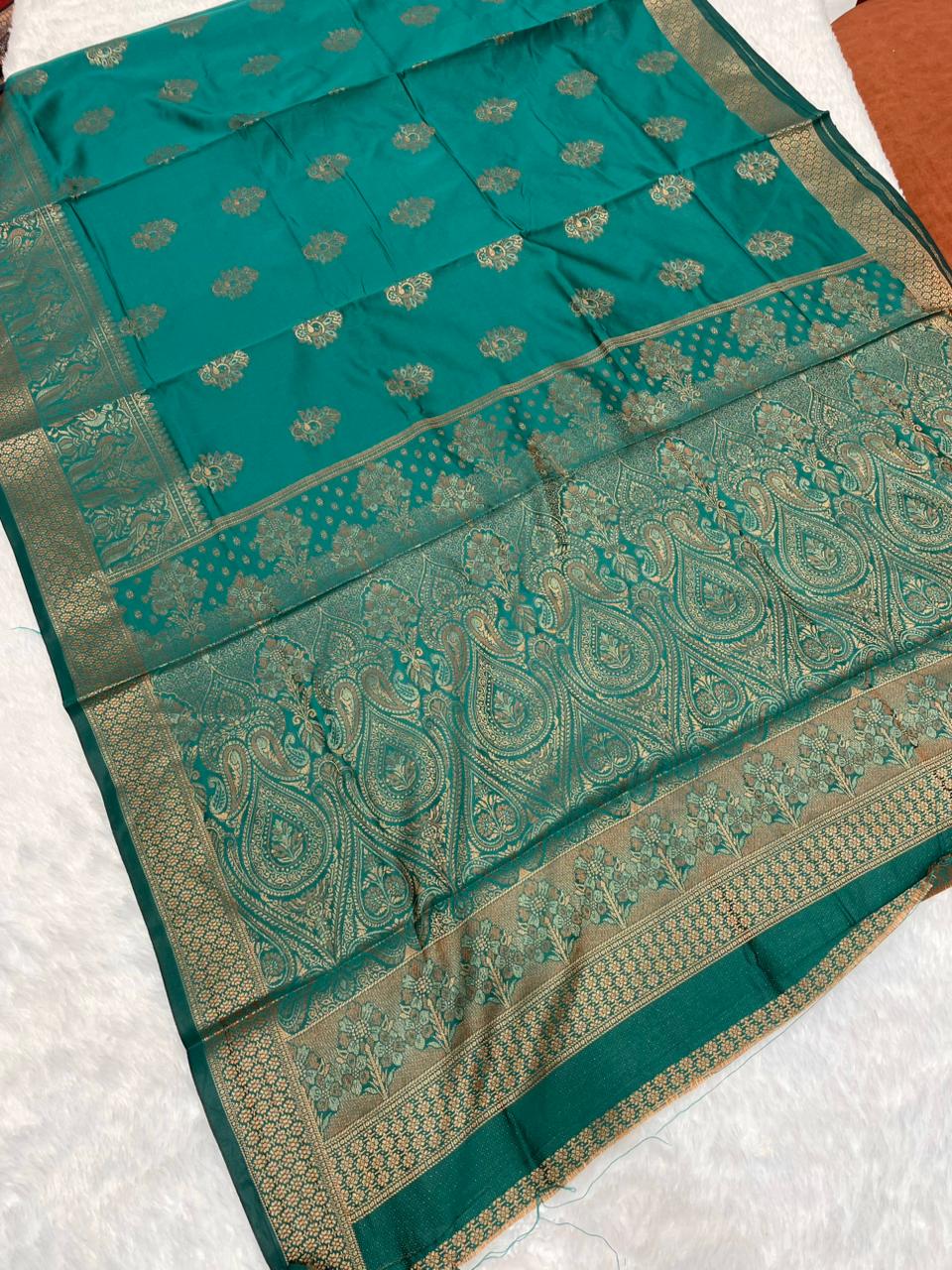 AJ-DIVYANSHU SOFT LITCHI KOTA SILK WITH RICH PALLU AND BEAUTIFUL DESIGN WITH BROCADE BLOUSE