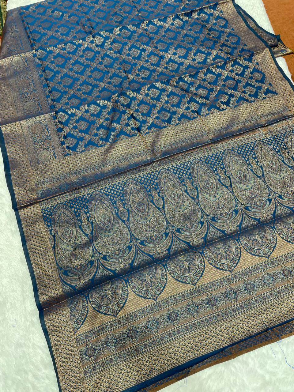 AJ-LEXICO SOFT LITCHI KOTA SILK WITH RICH PALLU AND BEAUTIFUL DESIGN WITH BROCADE BLOUSE