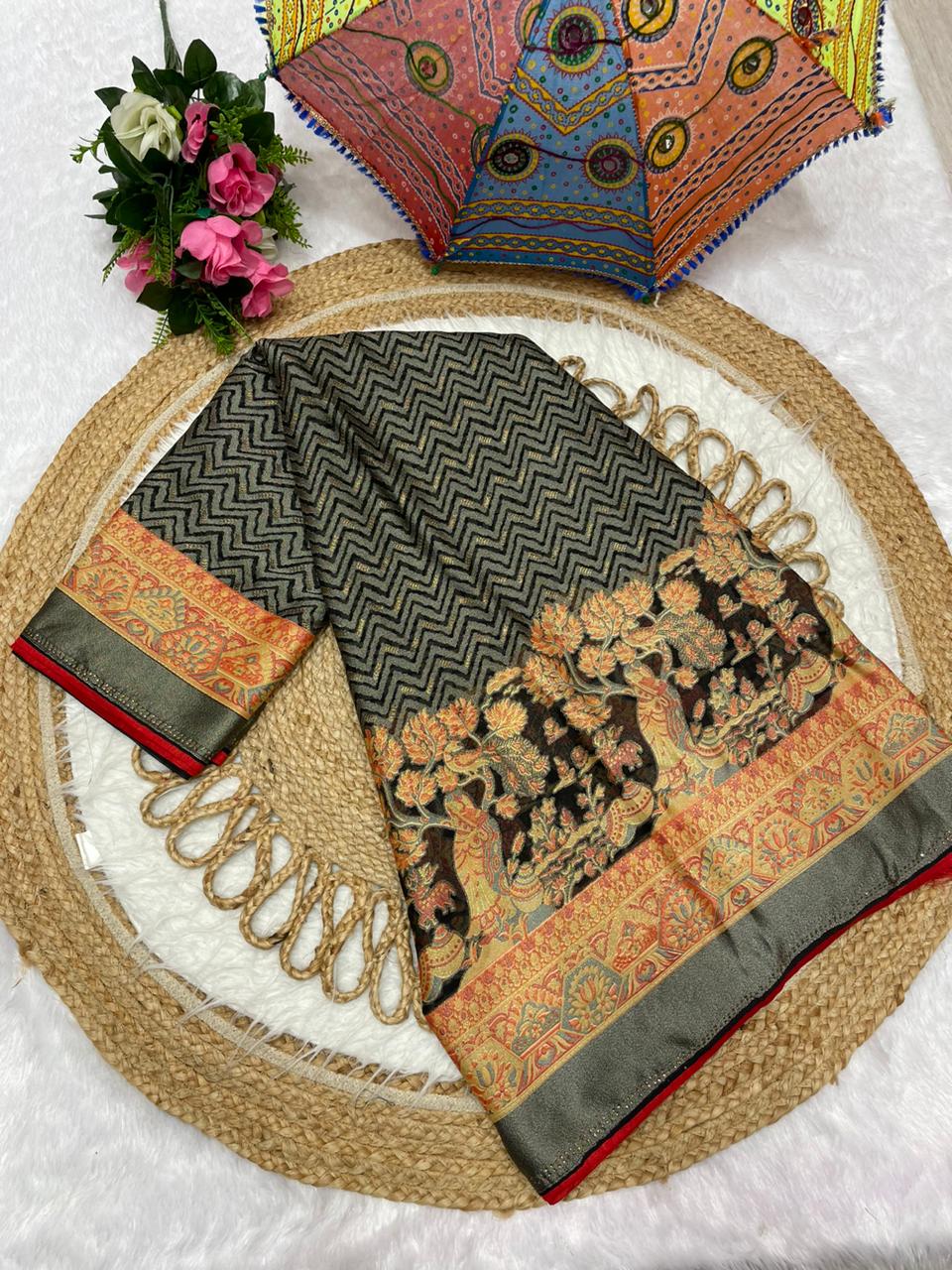 PRINT-3156 BRASSO SAREE AND WHITE  WITH BEAUTIFUL FLOWER PURE BRASSO TASTE WITH FOIL PRINT WITH DMC SIROSKI ON BORER WITH CONTRAST PIPING LATKAN AND SUPER TRENDING FIRMA BLOUSE