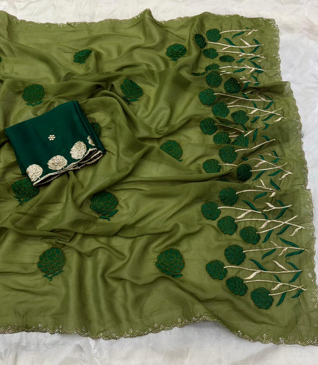 NN-2141 STAR GEORGETTE FABRIC WITH BEAUTIFUL EMBROIDARY WORK WITH C-PALLU DIAMOND WORK ON IT AND CONTRAST HEAVY EMBRODIARY WORK BLOUSE