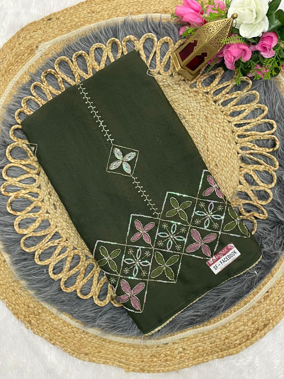 SF-FACEBOOK STAR GEORGETTE SAREE WITH BEAUTYFUL HANDWORK WITH SEQUENCE WORK WITH BEAUTIFUL BORDER WITH BEAUTIFUL PLAIN BLOUSE