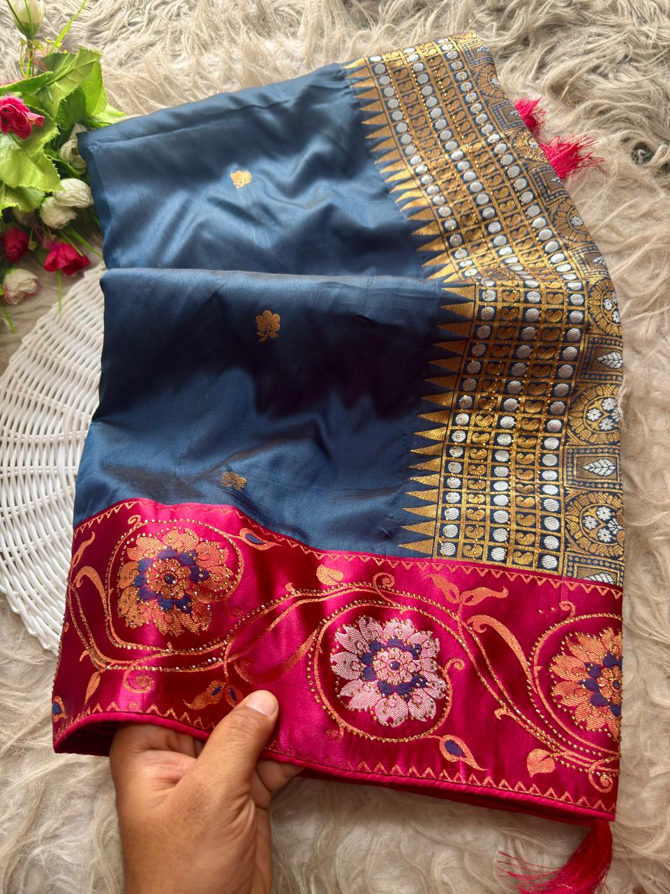 SA-7088 SOFT SILK FABRIC SAREE WITH BEAUTIFUL  RICH PALLU DESIGN WITH HEAVY SIROSKI WORK ON SAREE WITH SATIN FABRIC BORDER WITH TASSELS