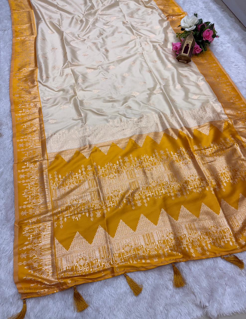 AJ-WHITE PARI SOFT SILK FABRIC SAREE WITH BEAUTIFUL DESIGN WITH CONTRAST PALLU AND BLOUSE WITH HEAVY TASSELS WITH BLOUSE