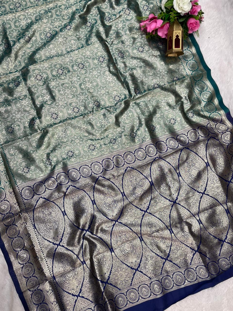 AJ-RASHLEELA  TISSUE KOTA FABRIC SAREE WITH CONTRAST PALLU WITH MEENAKARI DESIGN ON BODY WITH  BUTTI CONRAST BLOUSE