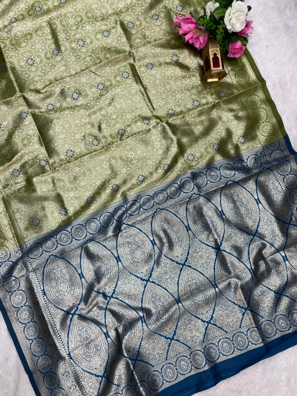 AJ-RASHLEELA  TISSUE KOTA FABRIC SAREE WITH CONTRAST PALLU WITH MEENAKARI DESIGN ON BODY WITH  BUTTI CONRAST BLOUSE