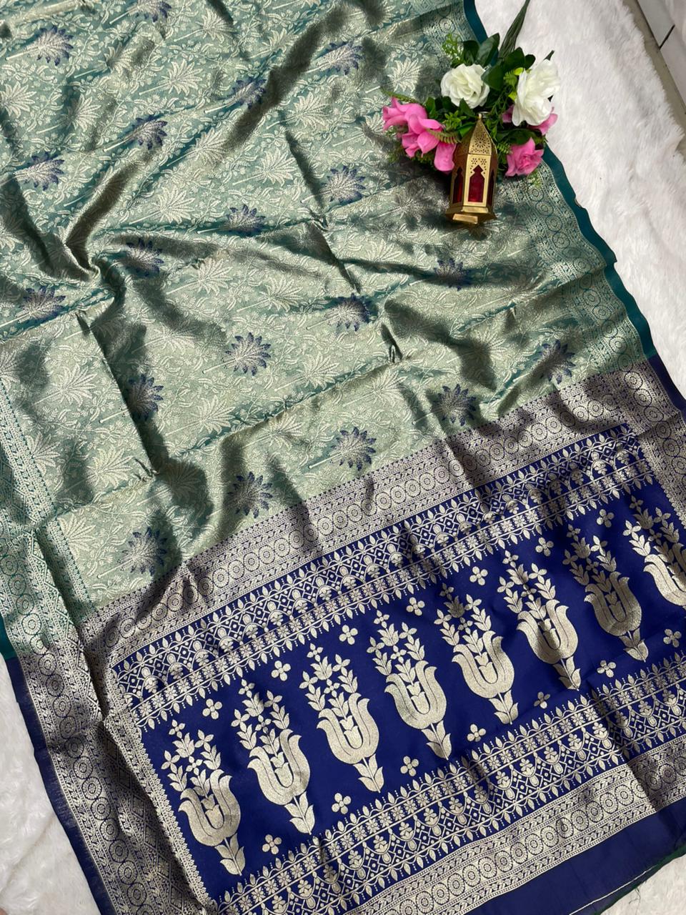 AJ-MANOHARI TISSUE KOTA FABRIC SAREE WITH CONTRAST PALLU WITH MEENAKARI DESIGN ON BODY WITH  BUTTI CONRAST BLOUSE
