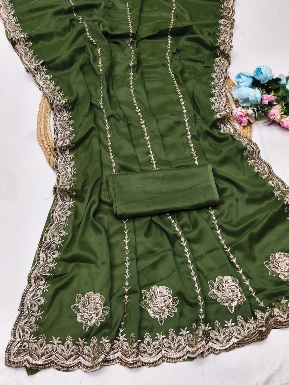 DF-RIWA-2 STAR GEAORGETTE FABRIC SAREE WITH EMBROIDERY WORK WITH BEAUTIFUL DESIGN WITH BLOUSE