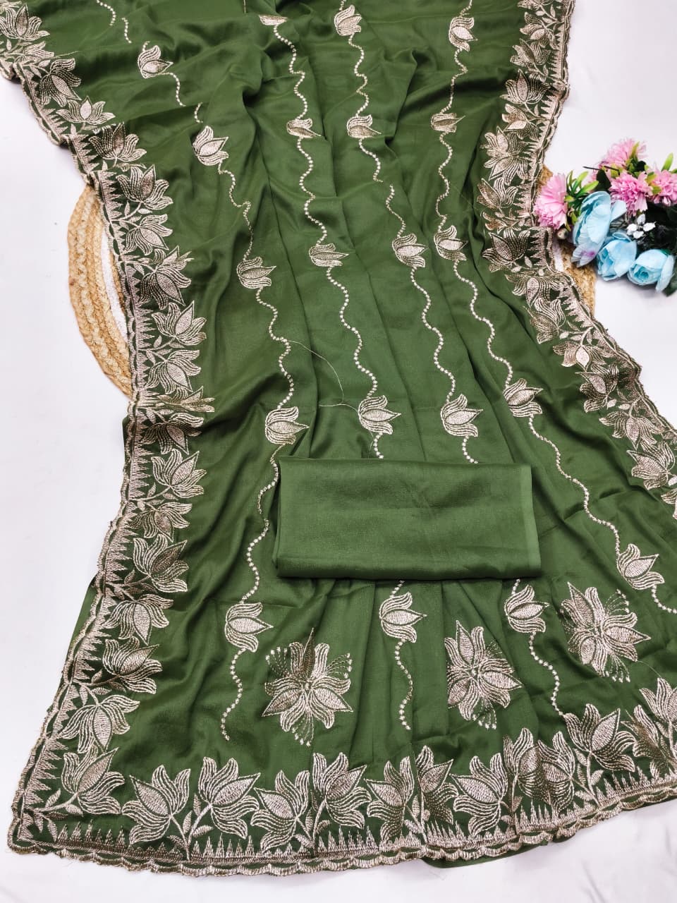 DF-NANDANI STAR GEAORGETTE FABRIC SAREE WITH EMBROIDERY WORK WITH BEAUTIFUL DESIGN WITH BLOUSE