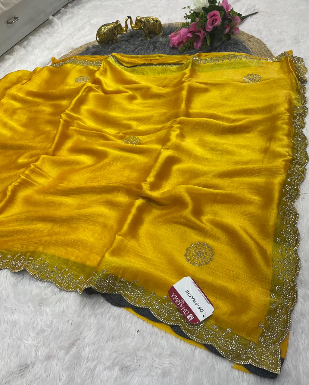 DF-PRACHI FENDI FABRIC SAREE WITH BEAUTIFUL SAREE WITH HEAVY JARKAN WORK ON BORDER AND BUTTA WITH CUT WORK WITH HEAVY BLOUSE