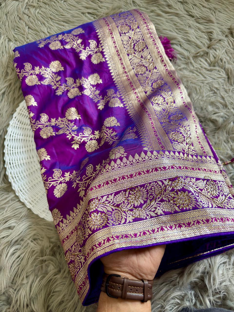 SA-7078 BANARASI SILK SAREE WITH RICH PALLU AND BEAUTIFUL LAHERIA DESIGN WITH BMC SIROSKI WORK WITH PIPING AND TASSELS
