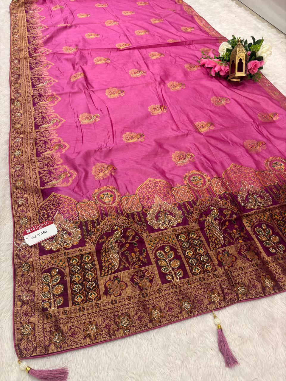 AJ-YARI EUROPIAN DOLA SILK SAREE SAREE WITH BEAUTIFUL DESIGN WITH DIAMOND WORK AND PEACOCK DEISGN WITH LUXURIOUS TASSELS AND BUTTI BLOUSE