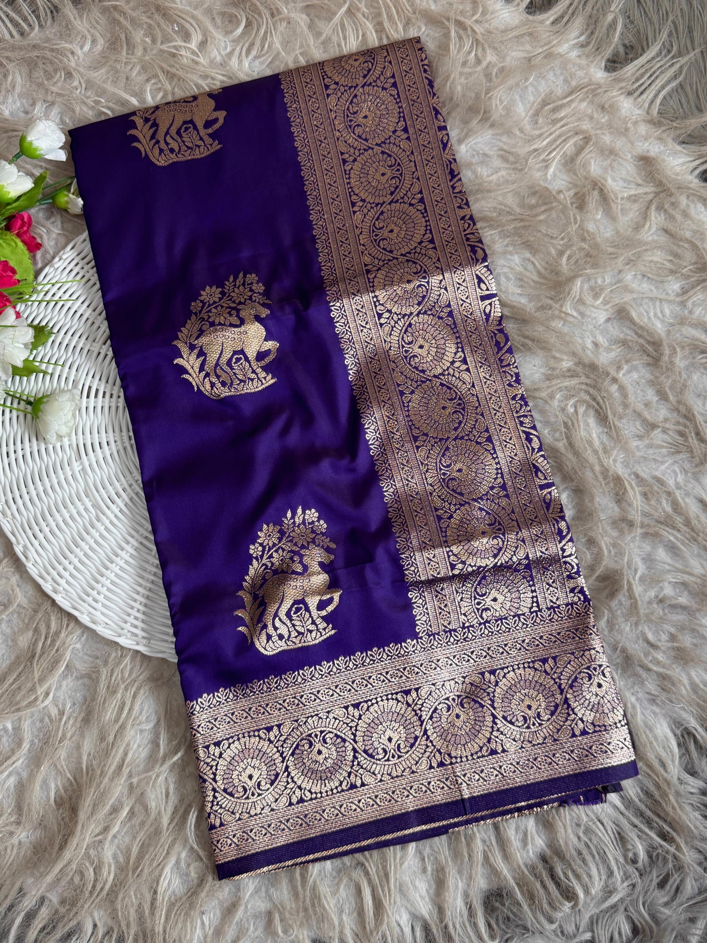 SA-7069 SOFT SILK SAREE WITH BEAUTIFUL BANARASI JAREE WITH HIRAN DESIGN