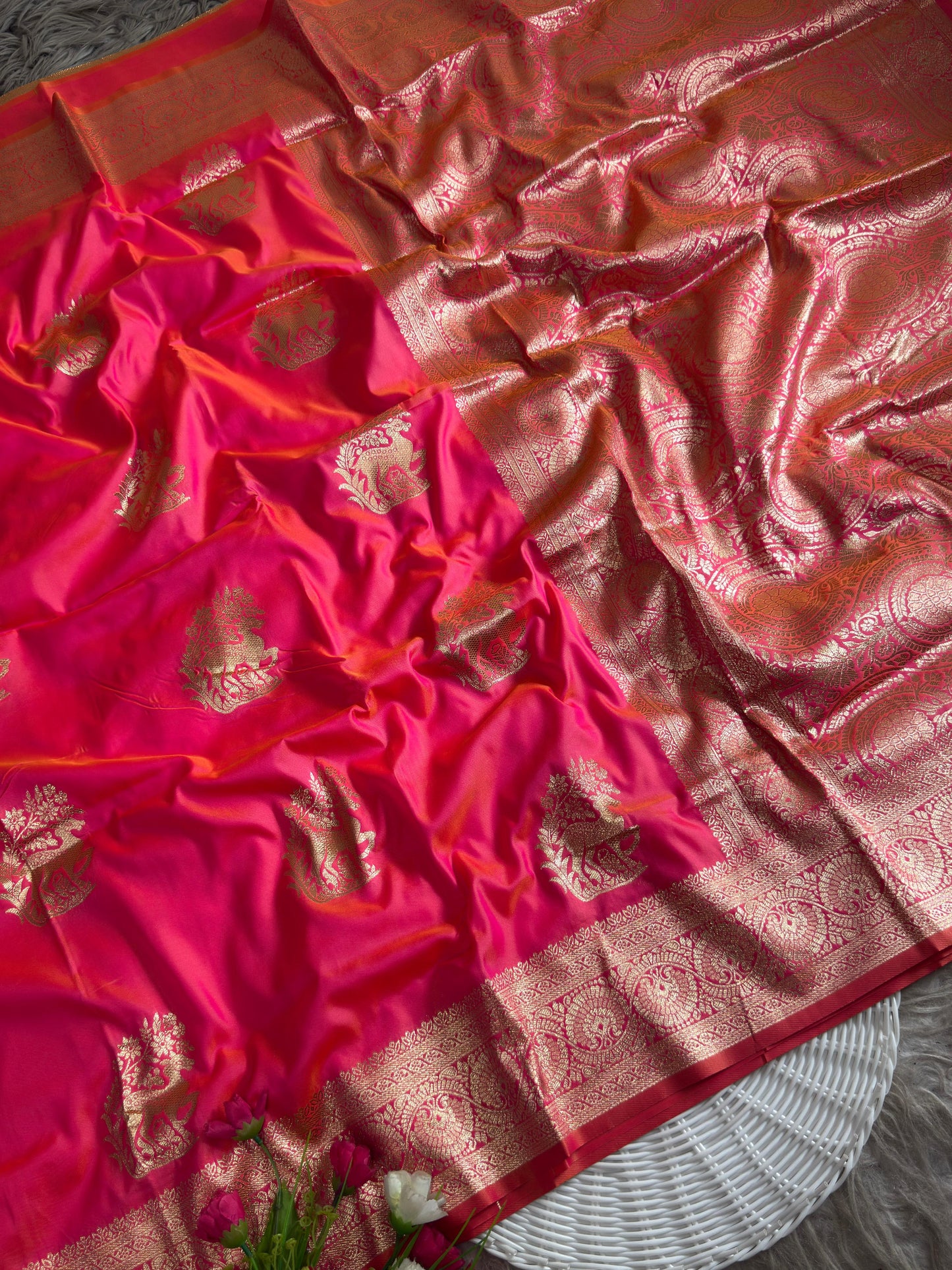 SA-7069 SOFT SILK SAREE WITH BEAUTIFUL BANARASI JAREE WITH HIRAN DESIGN