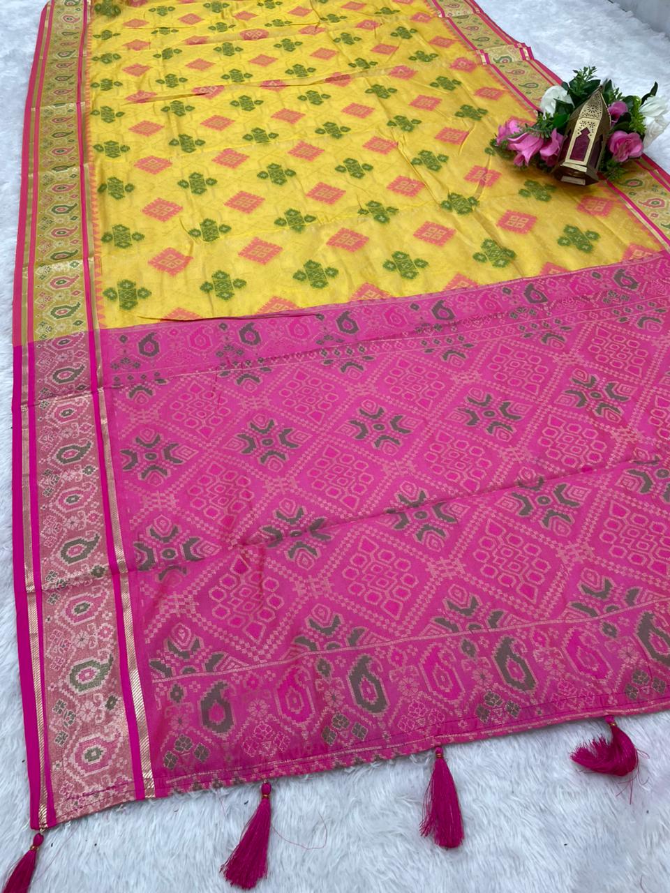 AJ-PATAN PATOLA COTTON SILK SAREE WITH PATOLA WEAVING DESIGN WITH CONTRAST PALLU AND BLOUSE WITH MEENAKARI WORK AND LUXURY TASSELS