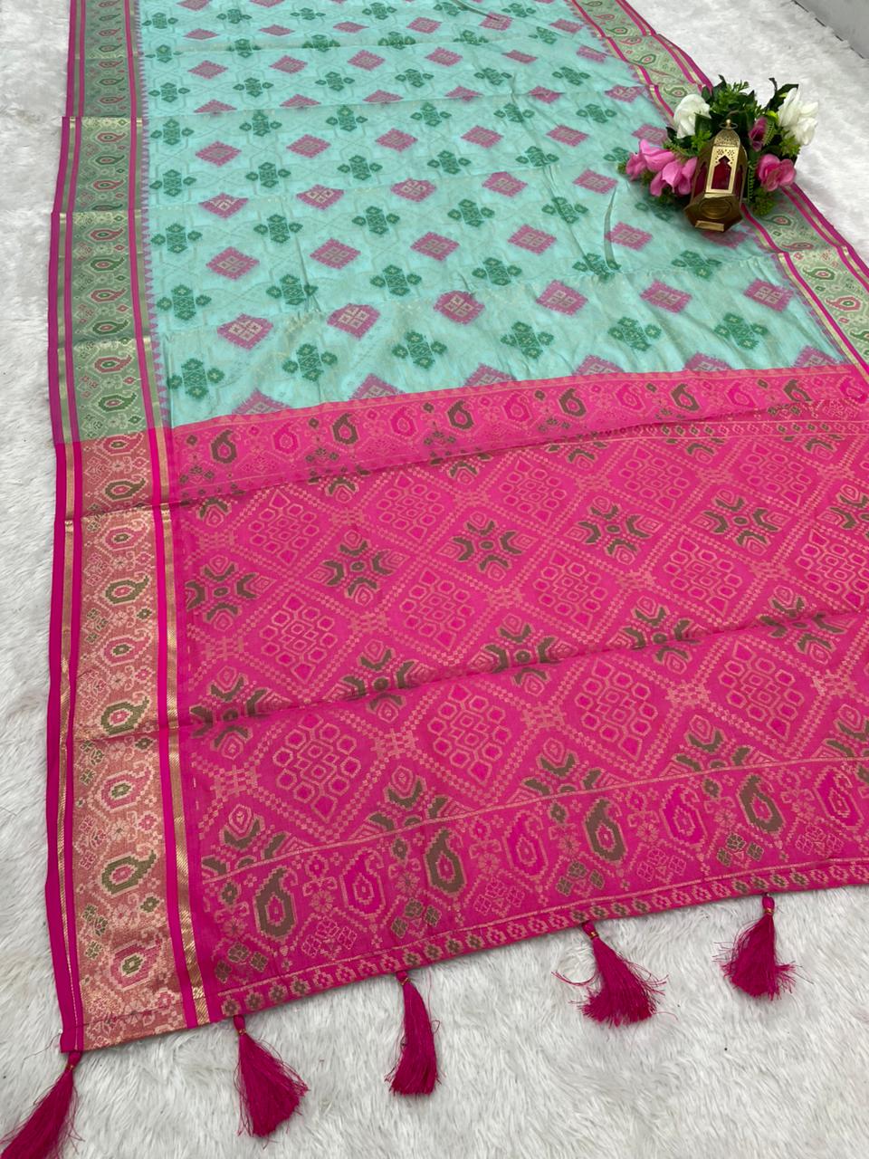 AJ-PATAN PATOLA COTTON SILK SAREE WITH PATOLA WEAVING DESIGN WITH CONTRAST PALLU AND BLOUSE WITH MEENAKARI WORK AND LUXURY TASSELS