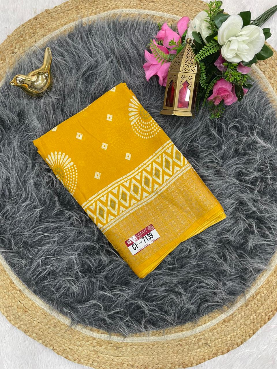 CP-7139 DOLA SAREE WITH BEAUTIFUL RICH PALLU AND BEAUTIFUL DESIGN WITH JACQUARD BORDER WITH BEAUTIFUL BLOUSE
