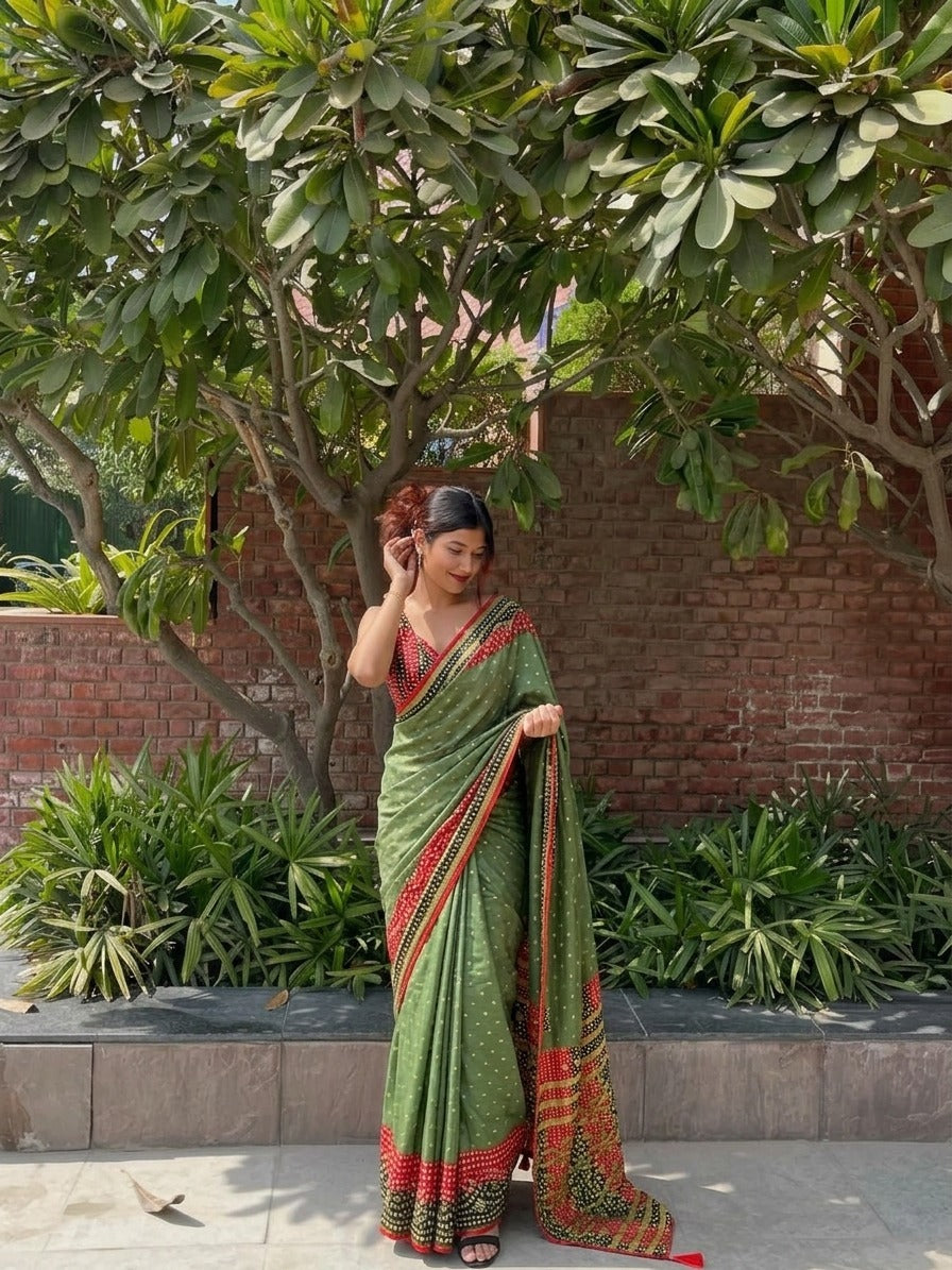 PRINT-3218 STAR GEORGETTE FABRIC SAREE WITH BANDANI DESIGN WITH RICH PALLU WITH FOIL WORK WITH BANDANI BLOUSE