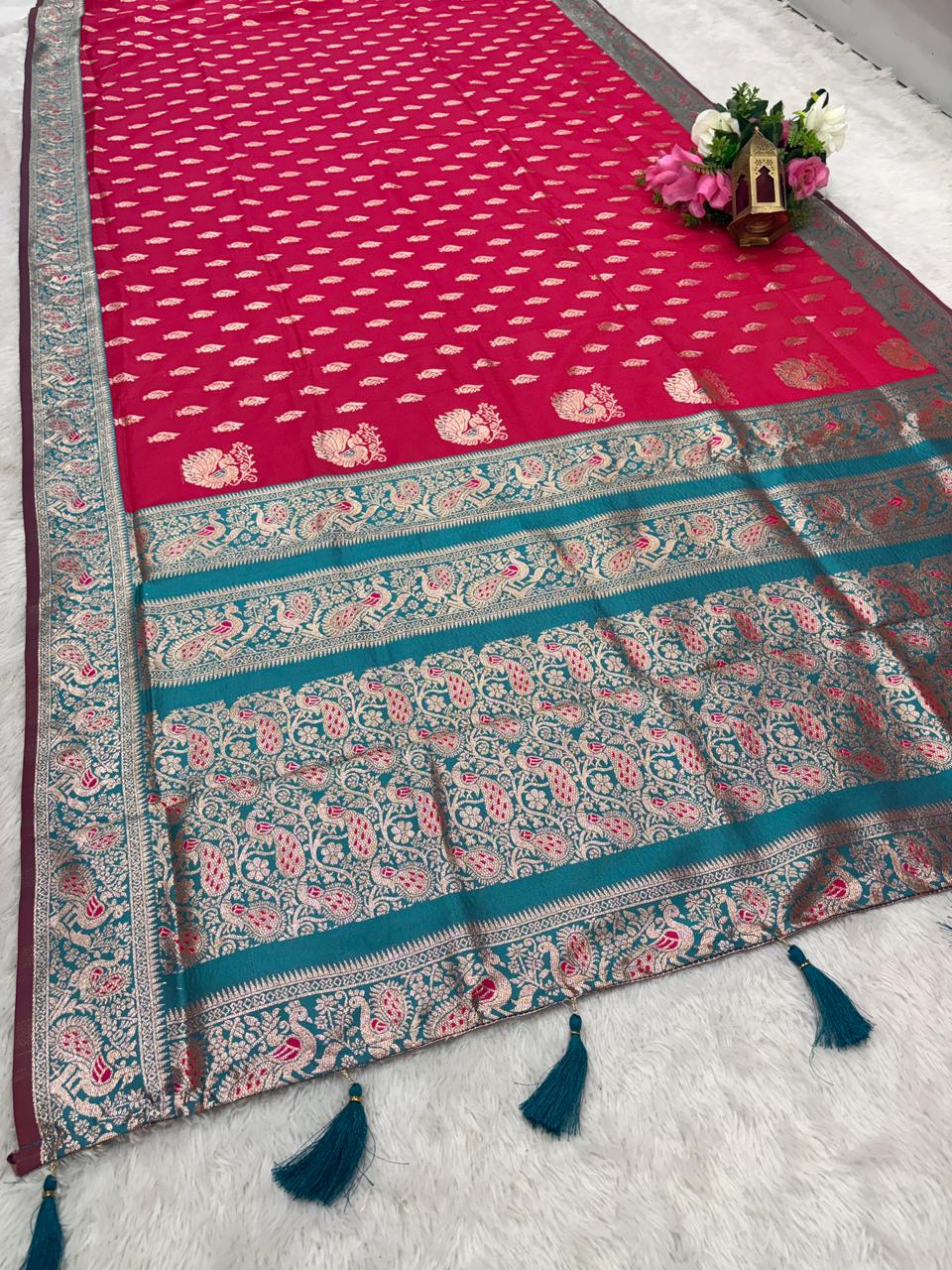 AJ-PRANAY SOFT SILK FABRIC SAREE WITH RICH PALLU DESIGN WITH BEAUTIFUL PEACOCK DESIGN WITH MEENAKRI WORK WITH CONTRAST BLOUSE