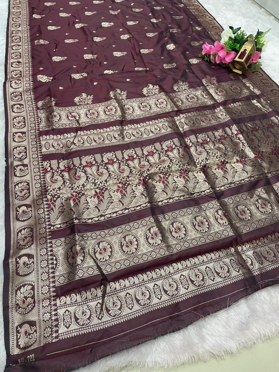 AJ-VIVANTA SOFT SILK FABRIC SAREE WITH BEAUTIFUL DESIGN WITH RICH PALLU DESIGN WITH HEAVY PEACOCK DESIGN WITH BUTTI BLOUSE