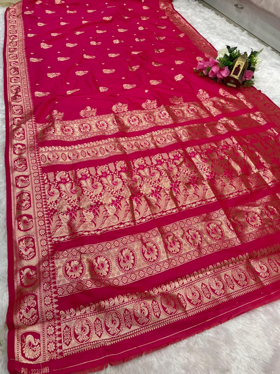 AJ-VIVANTA SOFT SILK FABRIC SAREE WITH BEAUTIFUL DESIGN WITH RICH PALLU DESIGN WITH HEAVY PEACOCK DESIGN WITH BUTTI BLOUSE
