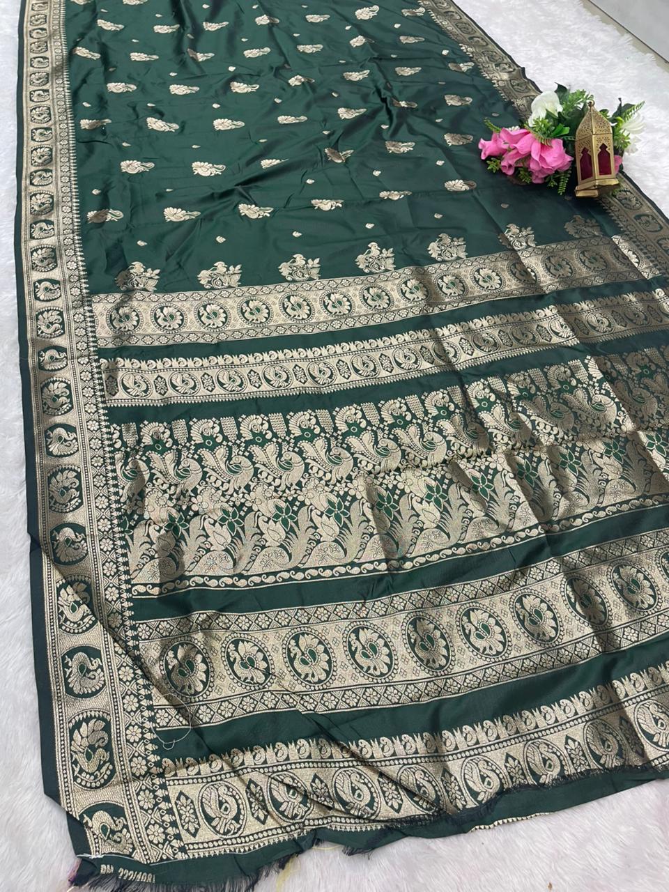 AJ-VIVANTA SOFT SILK FABRIC SAREE WITH BEAUTIFUL DESIGN WITH RICH PALLU DESIGN WITH HEAVY PEACOCK DESIGN WITH BUTTI BLOUSE